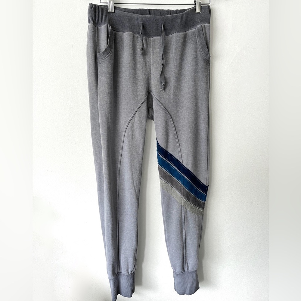 Aviator Nation Sweatpants Chevron Size Medium
